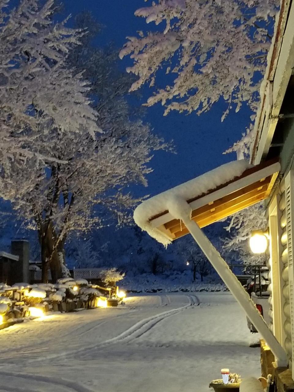 Toiyabe Motel Walker Extérieur photo